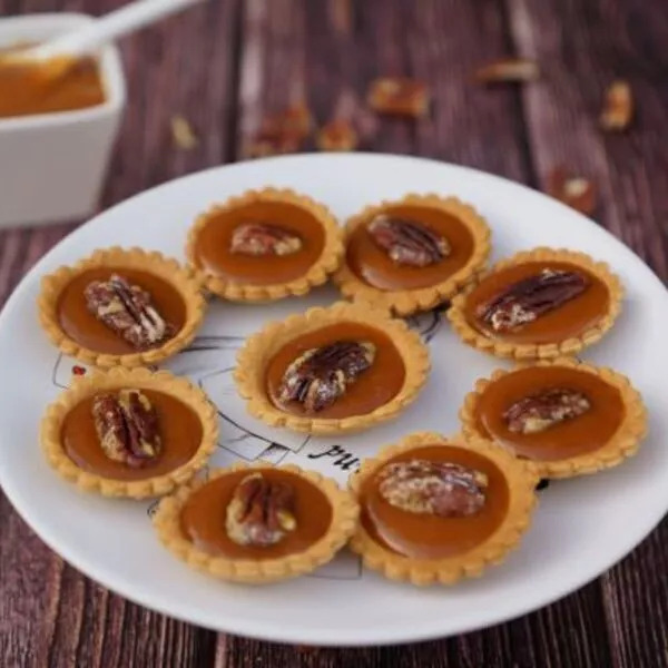 Mini-tartelettes caramel beurre salé/noix de pécan