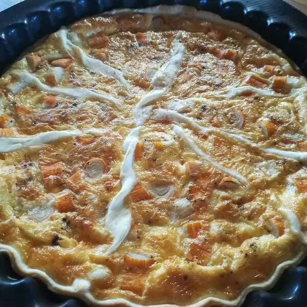 Quiche soleil au surimi dans le moule à tarte FM 374