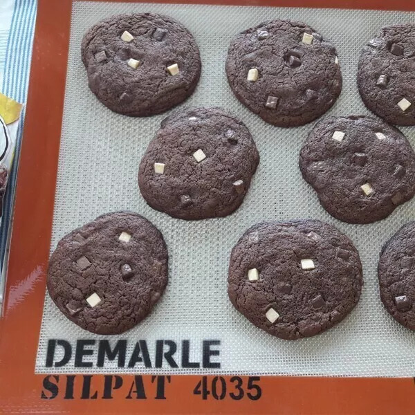 Cookies aux chunks 3 chocolats