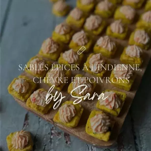 Sablés épicés à l'indienne, chèvre et poivrons doux