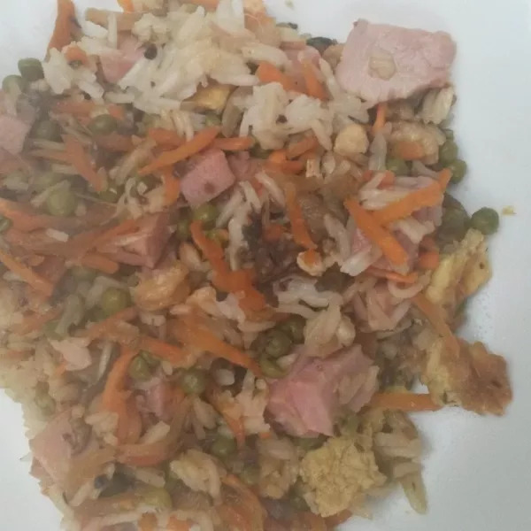 Riz sauté à la cantonaise