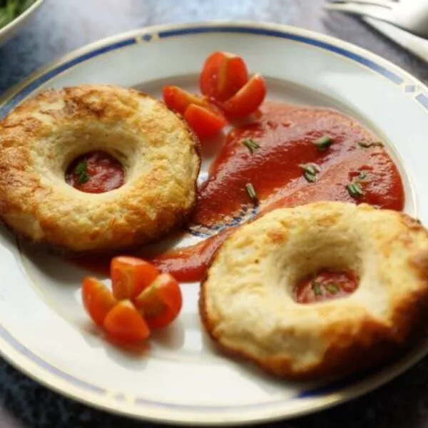 Petites terrines de crabe au coulis de tomate