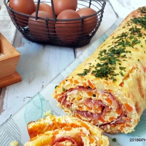 Tortilla roulée aux légumes et jambon sec