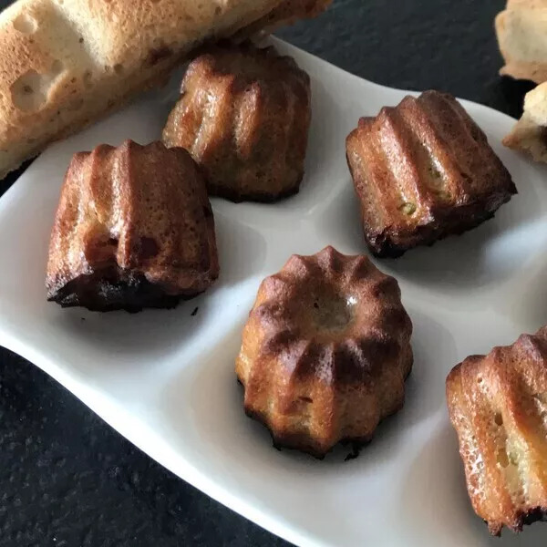 Mini cannelés à la rhubarbe (avec ou sans gluten)