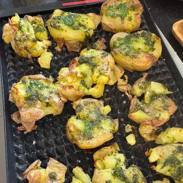 PATATES ECASEES HUILE OLIVE PERSIL