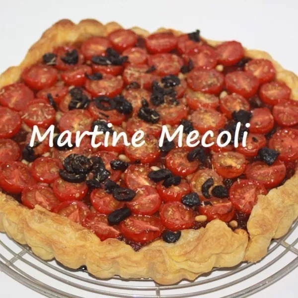 Tarte au confit de poivrons et tomates cerises