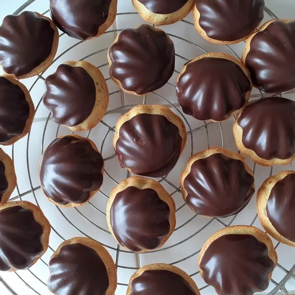 Petits coquillages au chocolat