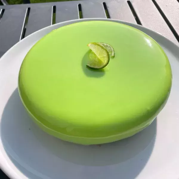 Entremet aux pommes et citron vert