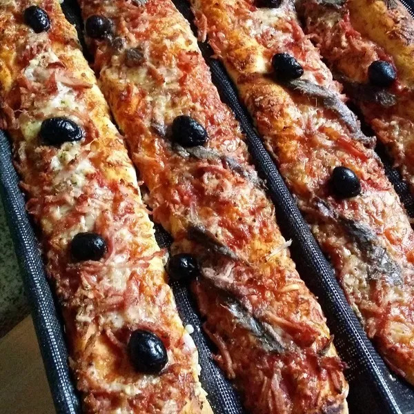 Pizza baguette (8) ou travée (6)