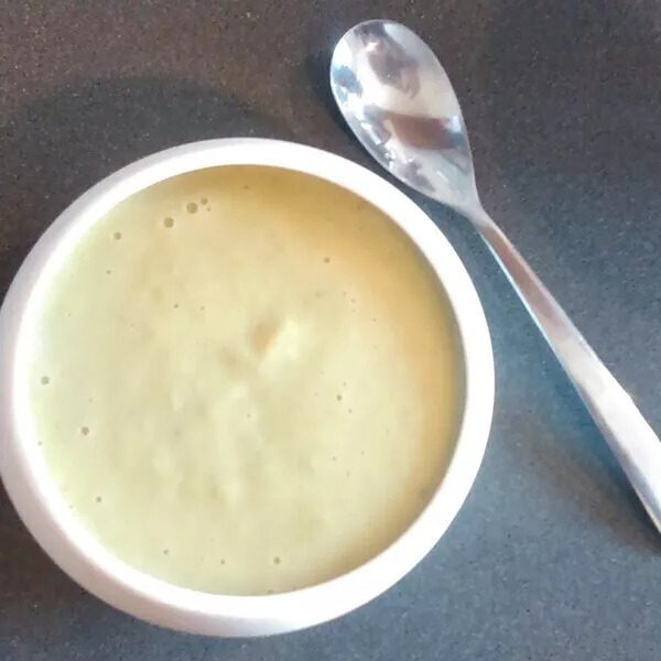 velouté d'asperges et pommes de terre au parmesan