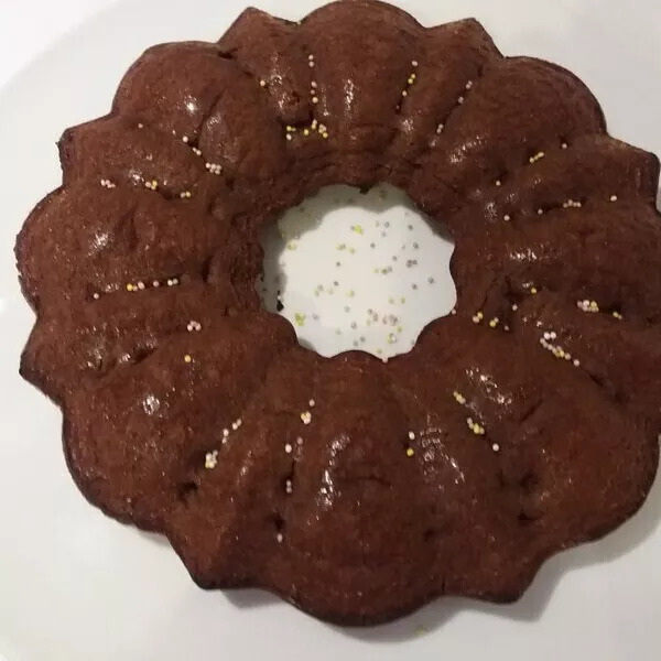 Couronne Moelleuse au chocolat aux blancs d’œufs 