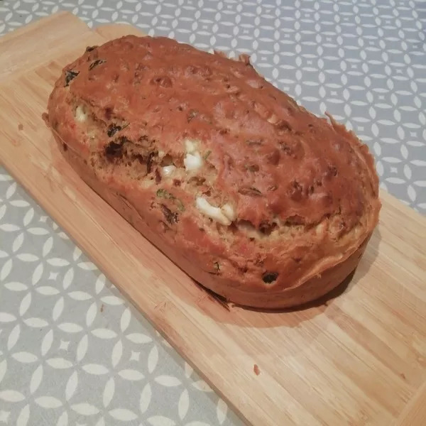 Cake salé aux saveurs de la Méditerranée 