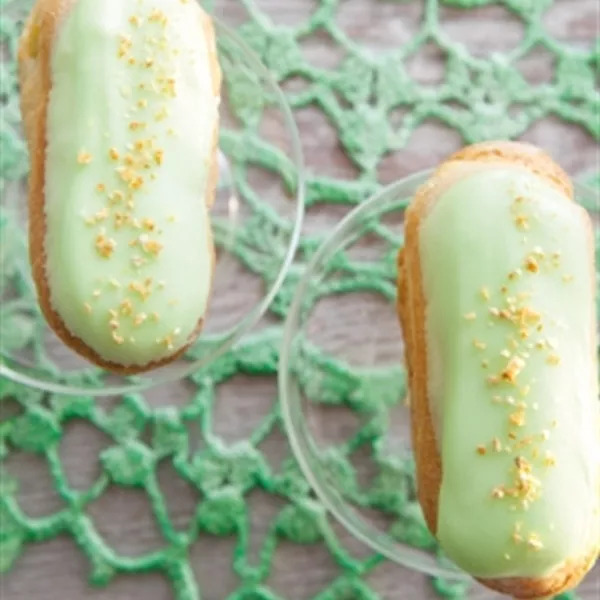 Mini-éclairs pistache-yuzu