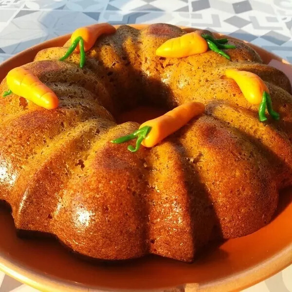 Carott cake dans le moule Couronne FM 462