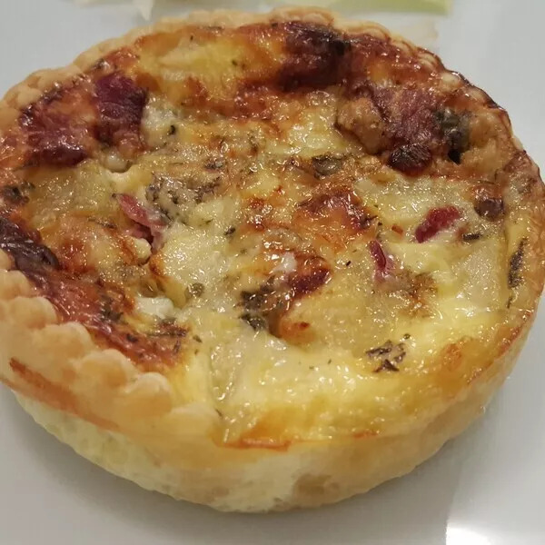 Quiche à la poire, au chèvre et à la fourme d'Ambert ou au bleu 