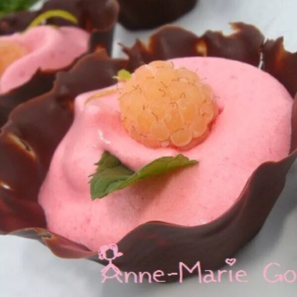 Coques Chocolat, mousse Framboises express