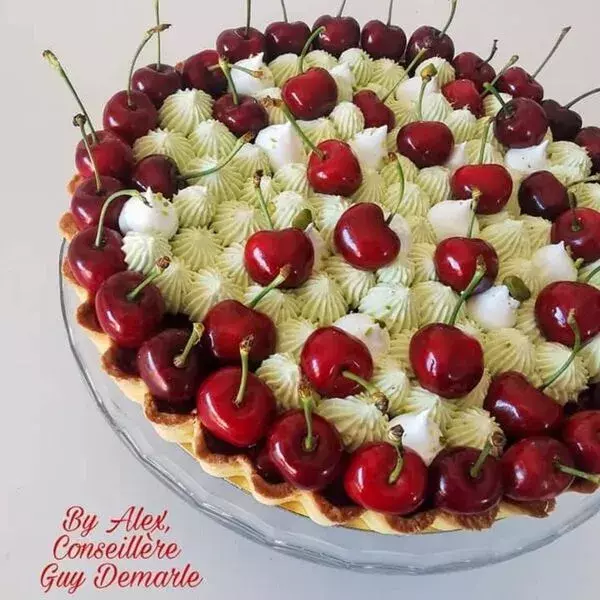 Tarte estivale cerise pistache