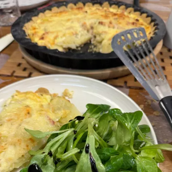 TARTE AUX POMMES DE TERRE ET LARD