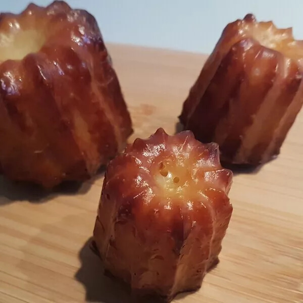 CANNELES BORDELAIS