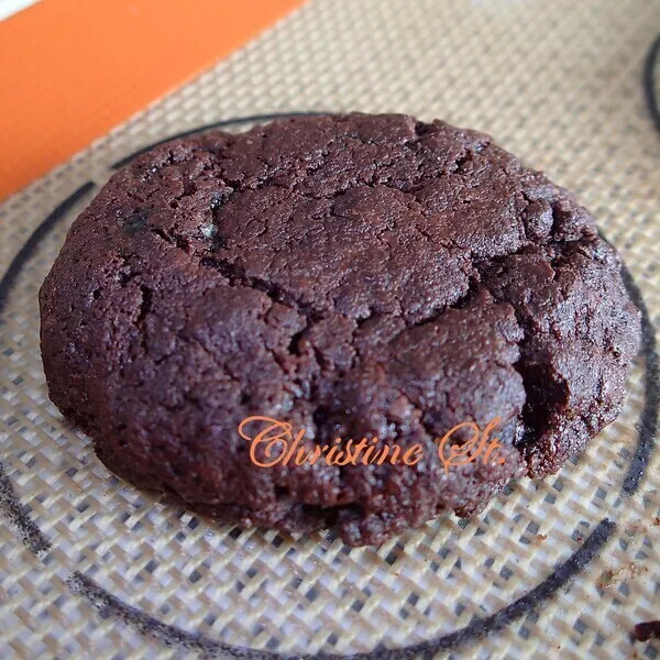 CHOCOLATE COOKIES