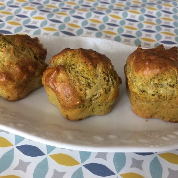 Madeleines Courgettes-Pesto