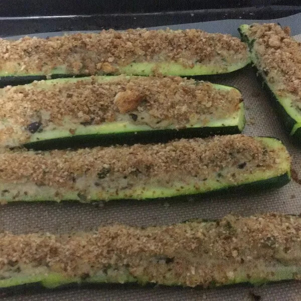 Courgettes farcies au thon