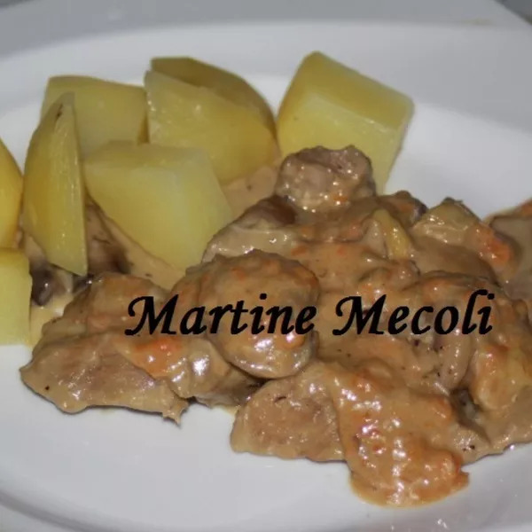 Blanquette de veau pour grande tablée accompagnée de pommes de terre