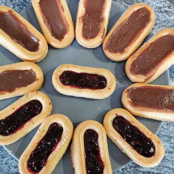 baquette savarin, pâte à tartiné et confiture