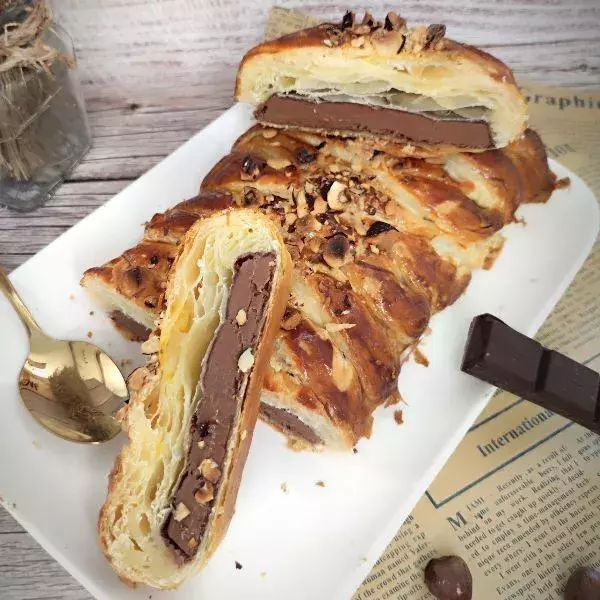 feuilleté tressé au chocolat