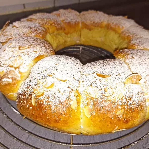 Brioche à la crème épaisse