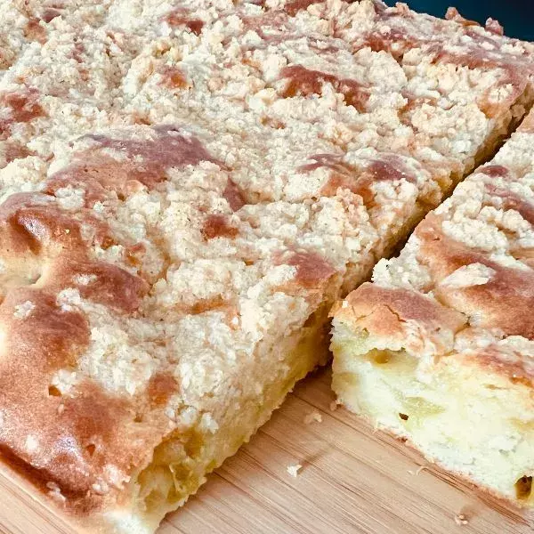 Gâteau crumble à la rhubarbe - Chez Nanou