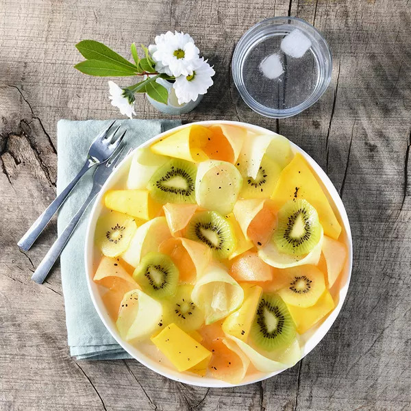 Carpaccio de fruits au sirop de verveine