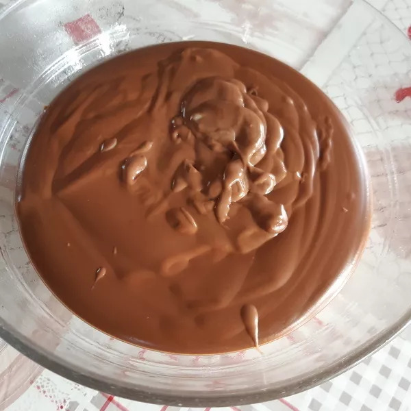 CREME PATISSIERE AU CHOCOLAT