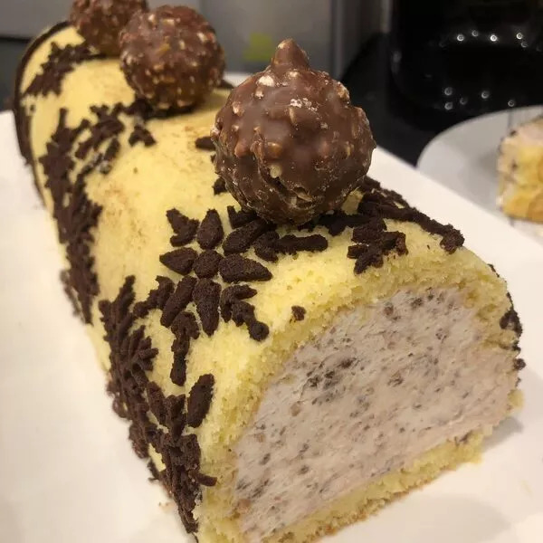 Bûche Ferrero Rocher