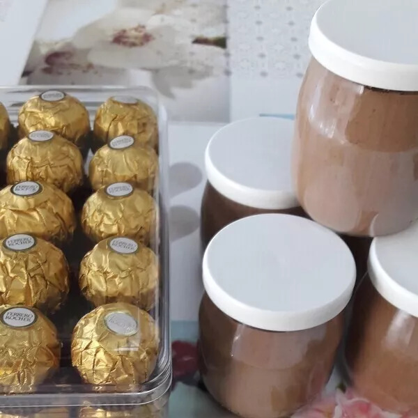 crème au Ferrero Rocher