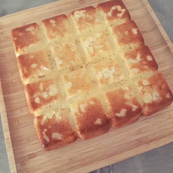 Gâteau yaourt pomme et amande