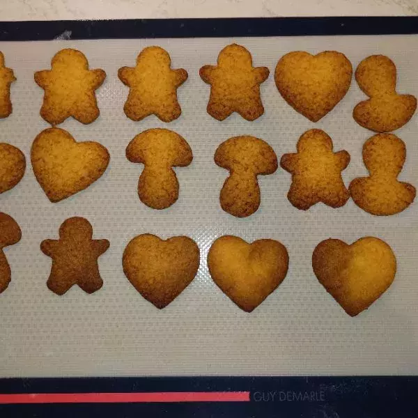 Biscuits à l'emporte-pièce