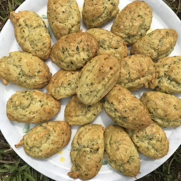 Madeleines au pesto de basilic