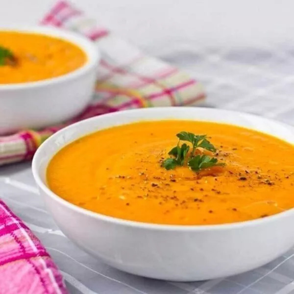 Velouté de carottes au curcuma