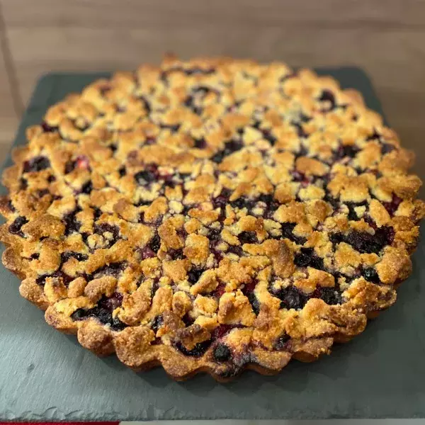 Sablée crumble aux fruits rouges familial