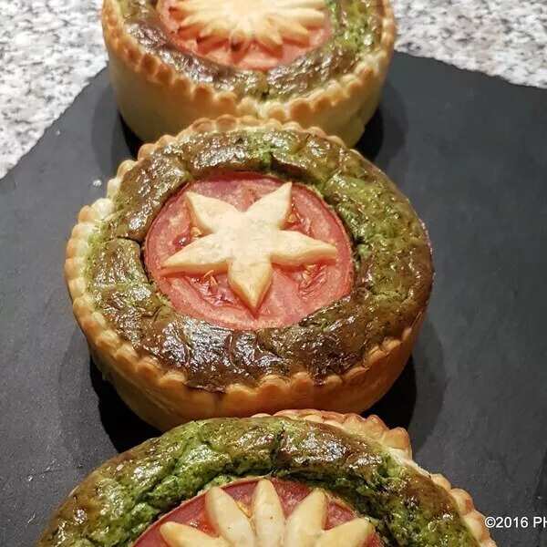 Quiches individuelles aux épinards