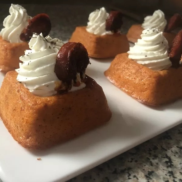 Mousse chorizo poivron /chantilly au chèvre 