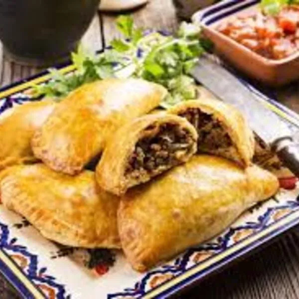 EMPANADA BOEUF POIVRONS