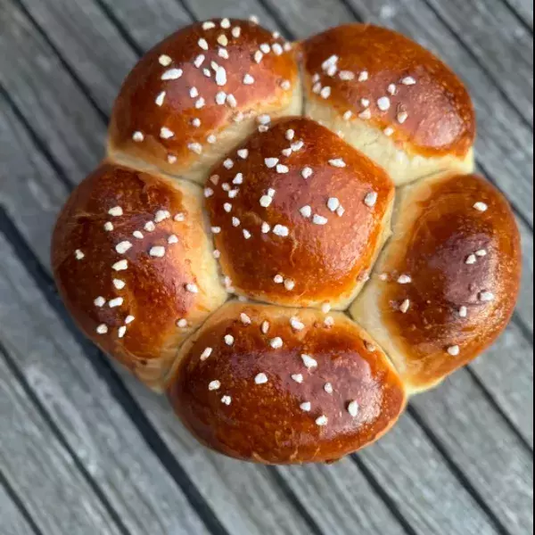 BRIOCHE FLEUR DE PRINTEMPS