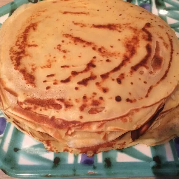 Pâte à crêpes FACILE  (15-18 crêpes)