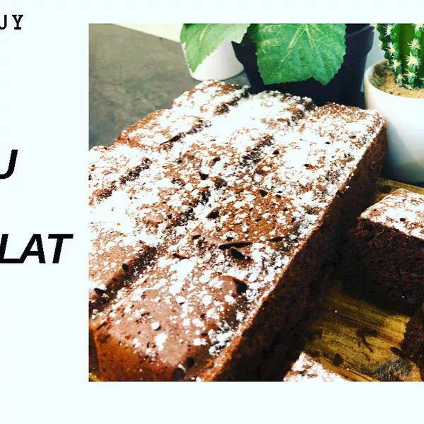 Recette du gâteau au chocolat moelleux avec le moule tablette 