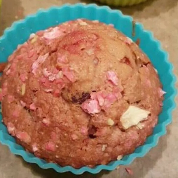 Muffins aux pralines roses