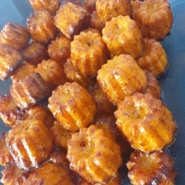 Cannelés chorizo comté