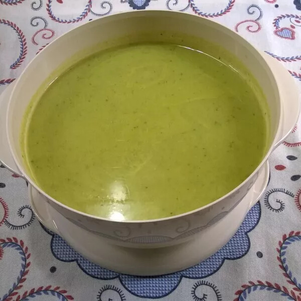 Velouté de poireaux (sans pommes de terre)