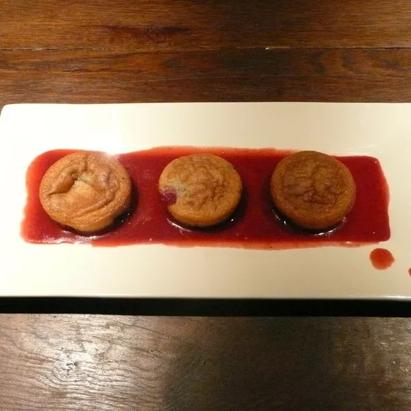 Mini-clafoutis aux fruits rouges